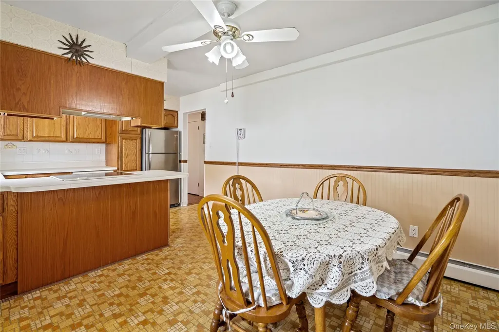 226 W 18th Street Deer Park NY 11729