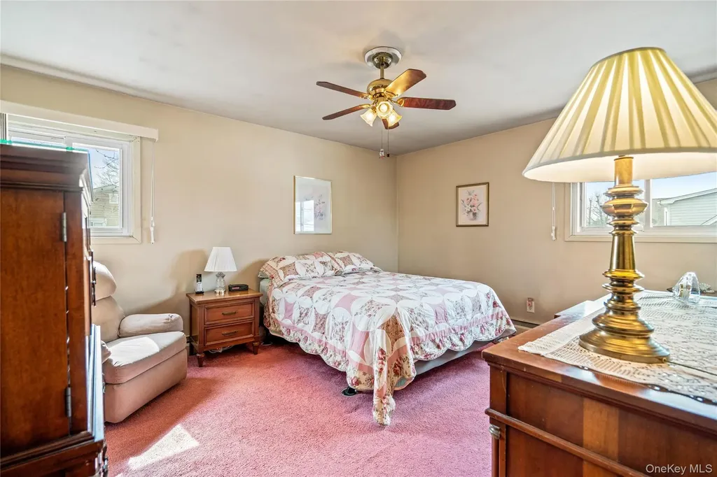 226 W 18th Street Deer Park NY 11729
