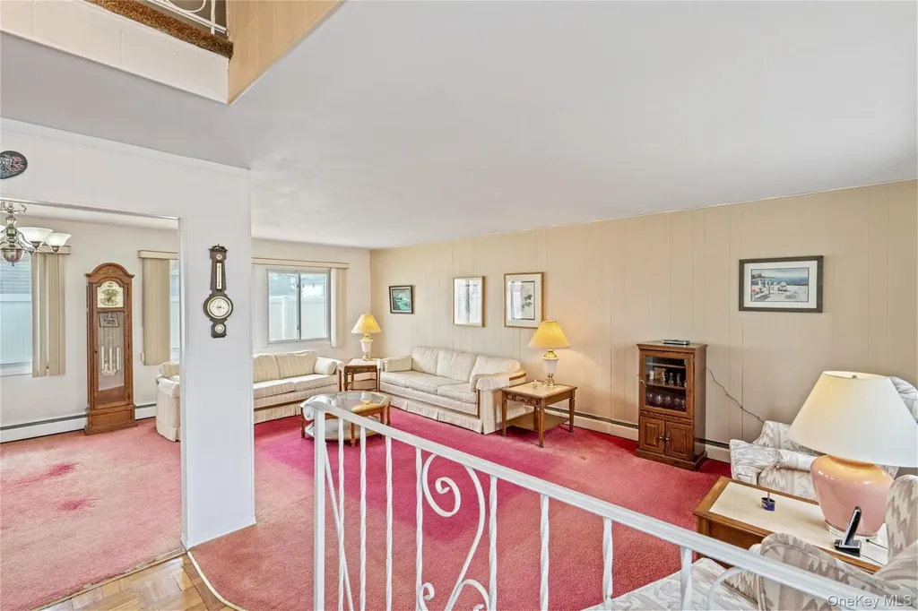 226 W 18th Street Deer Park NY 11729