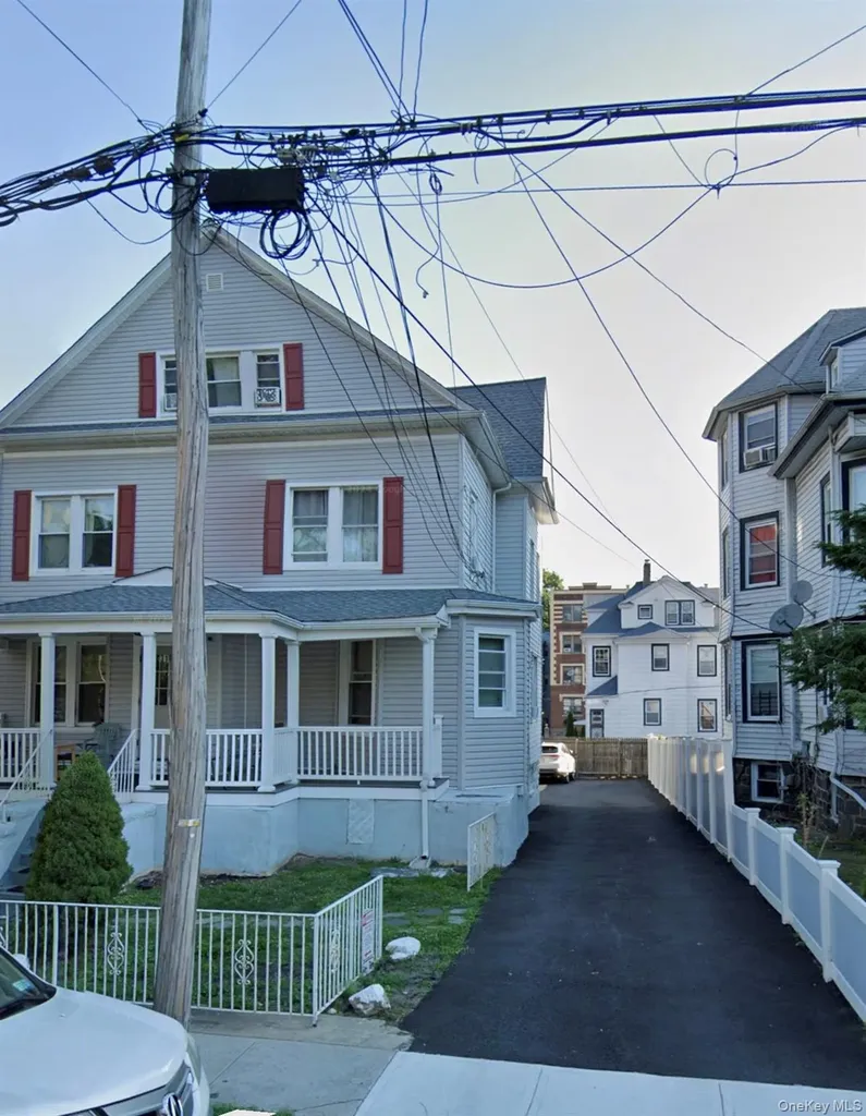 29 Saint Andrews Place Yonkers NY 10705