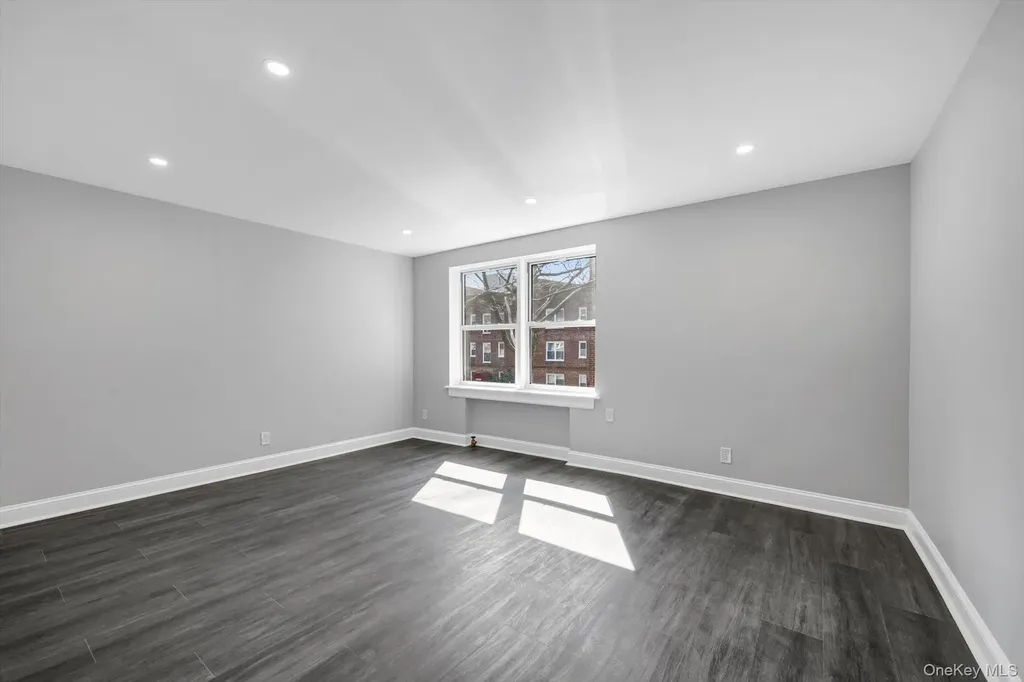 141-48 78th Avenue Flushing NY 11367