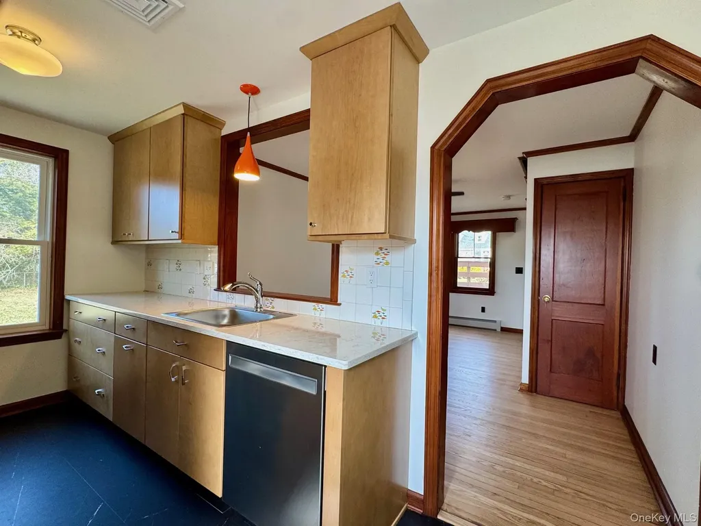 34 Union Avenue Patchogue NY 11772