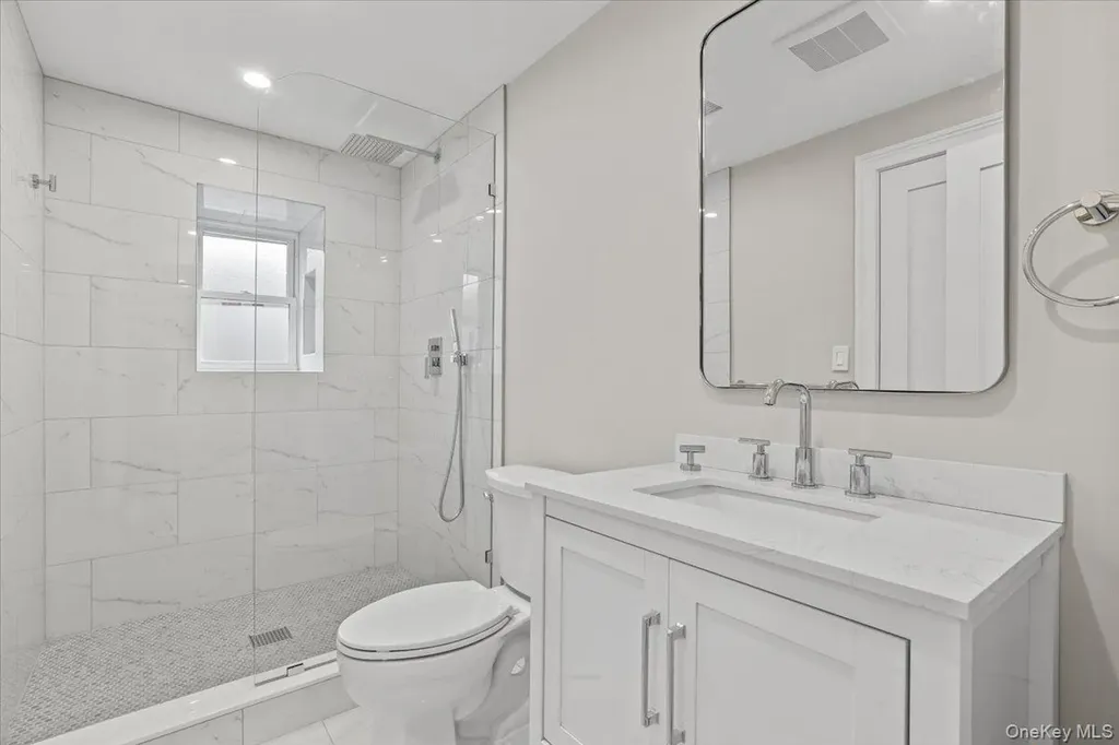 2 Willa Way Eastchester NY 10709