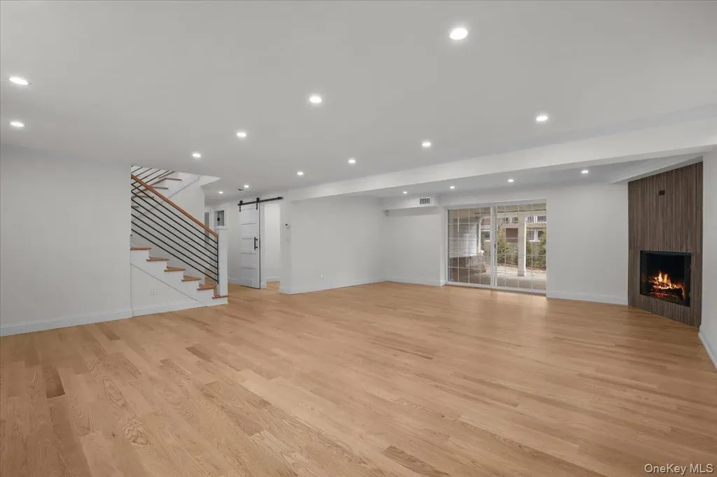 2 Willa Way Eastchester NY 10709