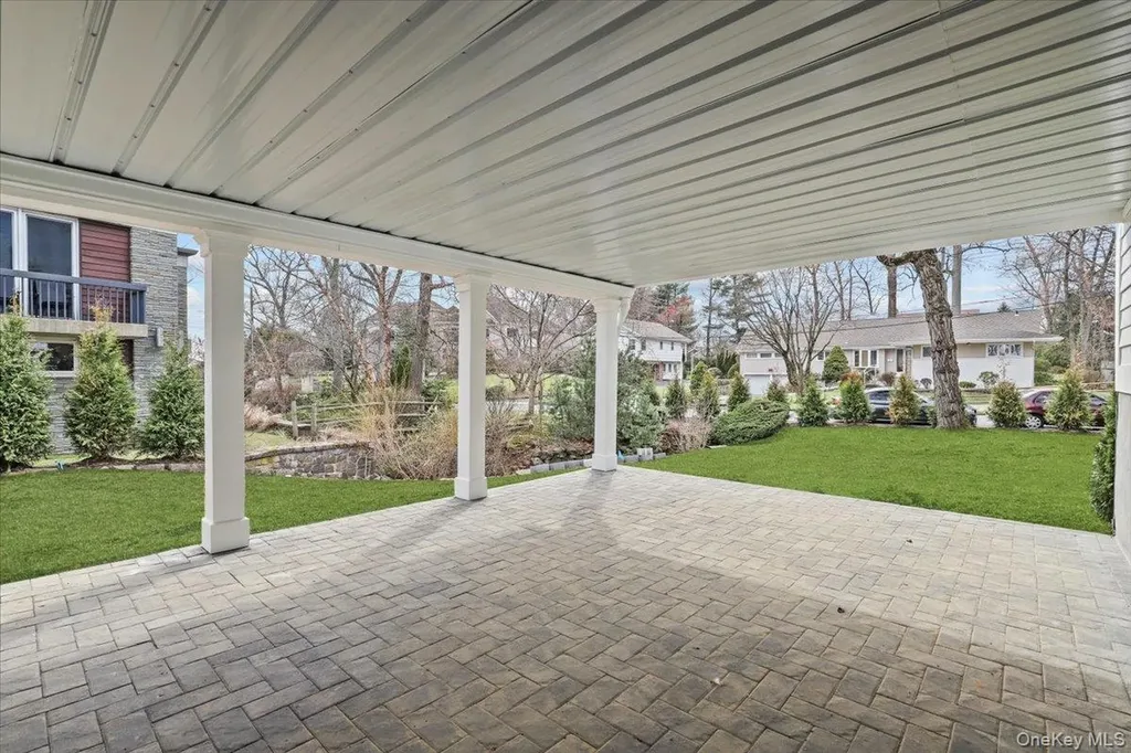 2 Willa Way Eastchester NY 10709