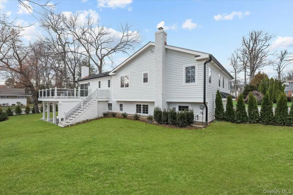 2 Willa Way Eastchester NY 10709