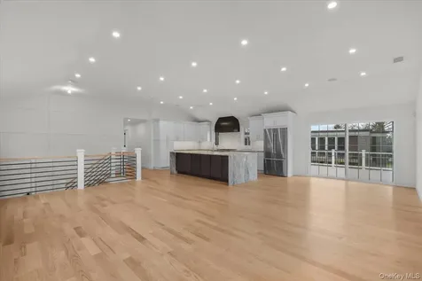2 Willa Way Eastchester NY 10709