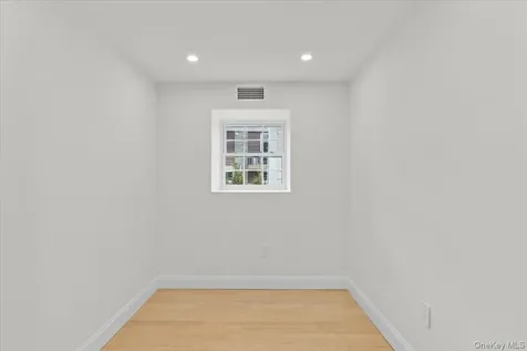 2 Willa Way Eastchester NY 10709