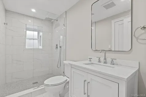2 Willa Way Eastchester NY 10709