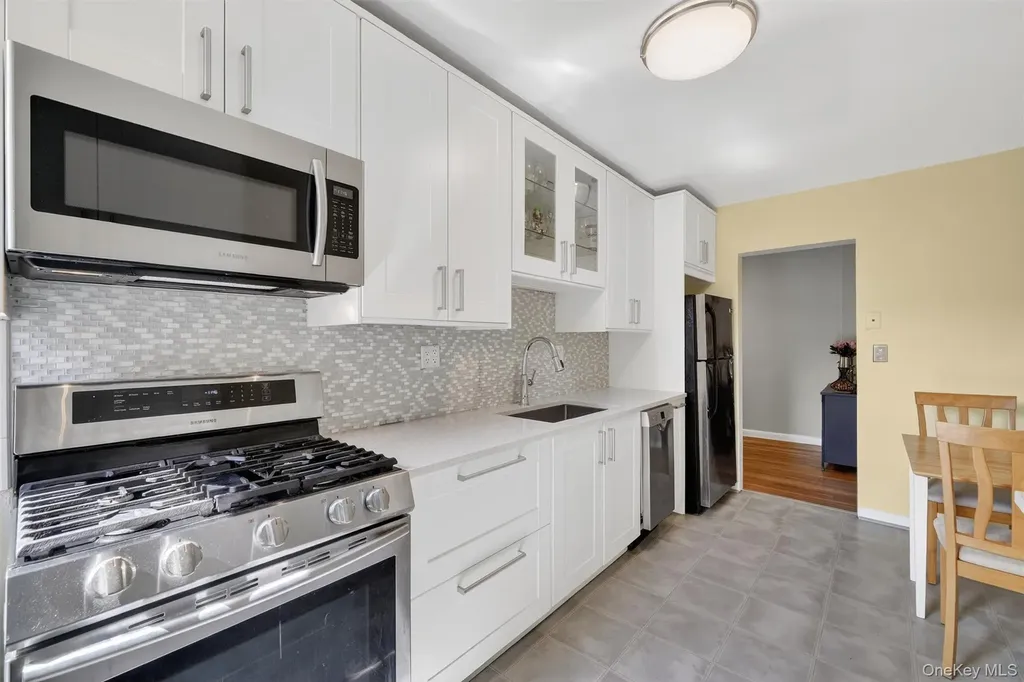 2 Windsor Terrace White Plains NY 10601