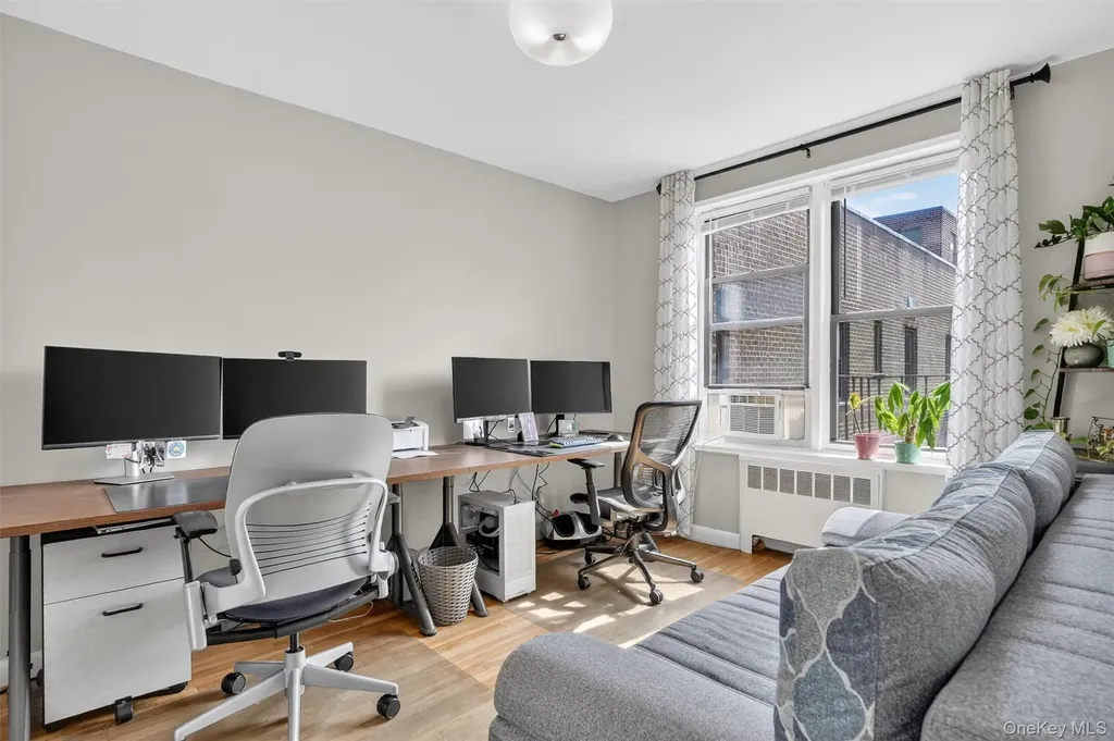 2 Windsor Terrace White Plains NY 10601