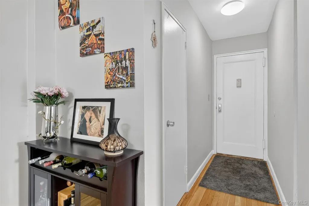 2 Windsor Terrace White Plains NY 10601