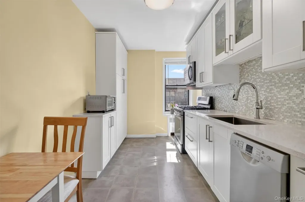 2 Windsor Terrace White Plains NY 10601