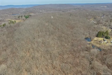 40 Meads Lane Stormville NY 12582