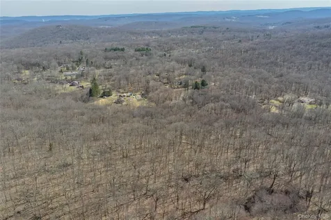 40 Meads Lane Stormville NY 12582