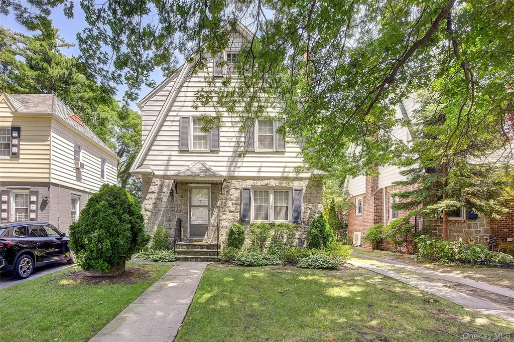 53-39 Bell Boulevard Bayside NY 11364
