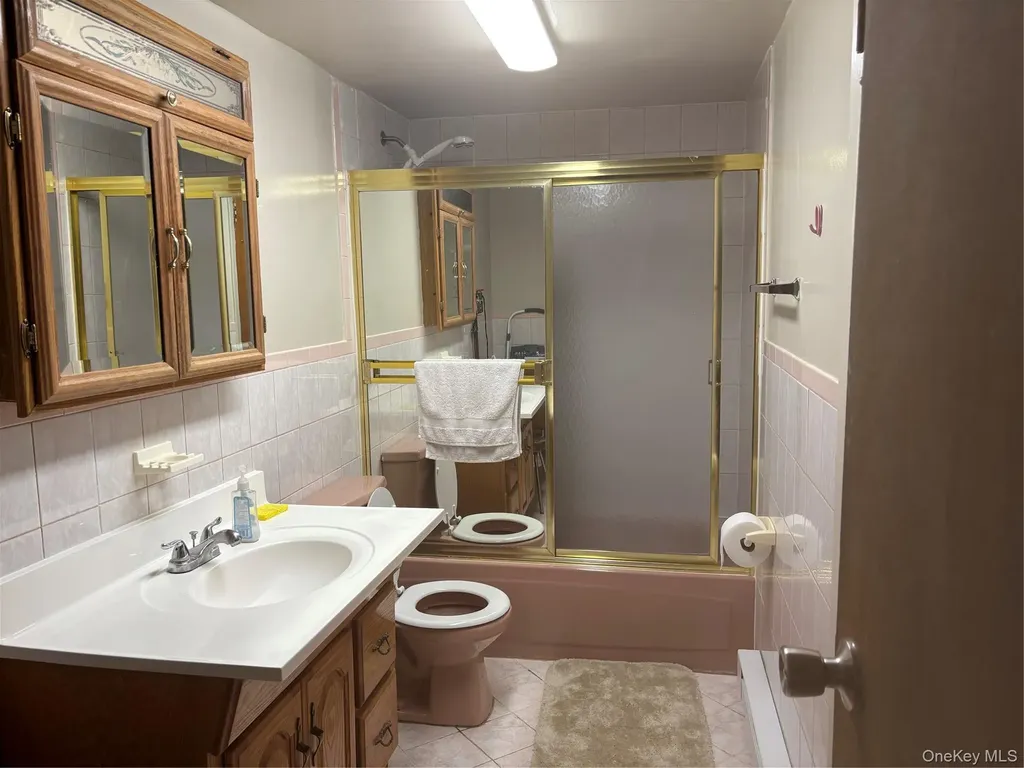 5 White Gate Road Wappingers Falls NY 12590
