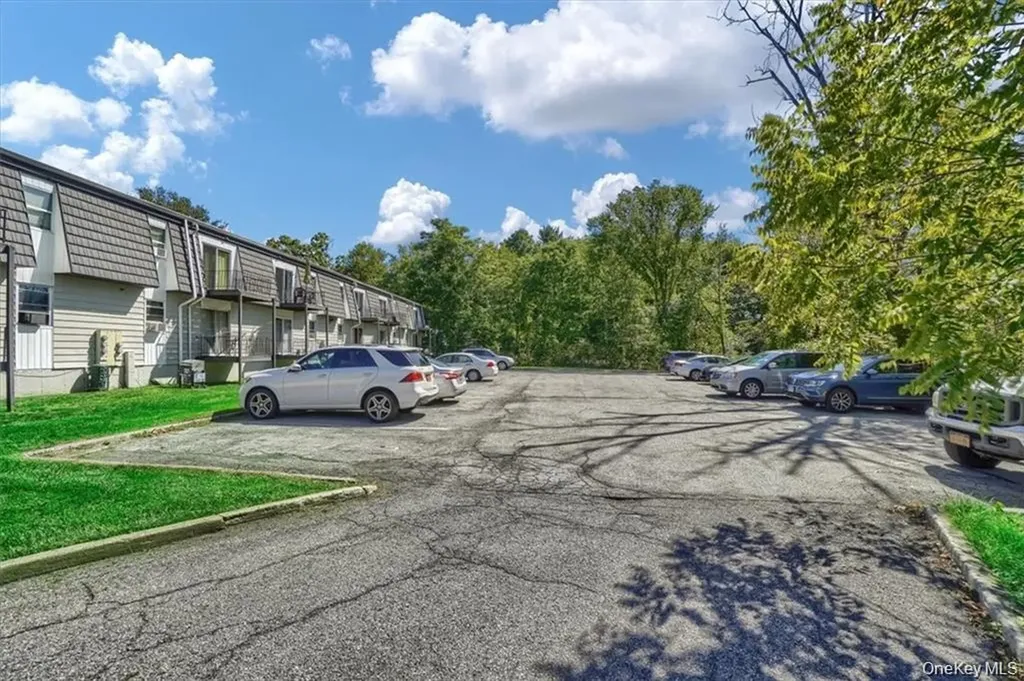 5 White Gate Road Wappingers Falls NY 12590