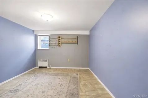 32 Agawam N Yonkers NY 10704