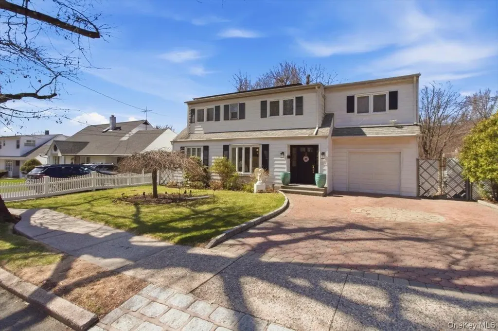 129 Gailmore Drive Yonkers NY 10710