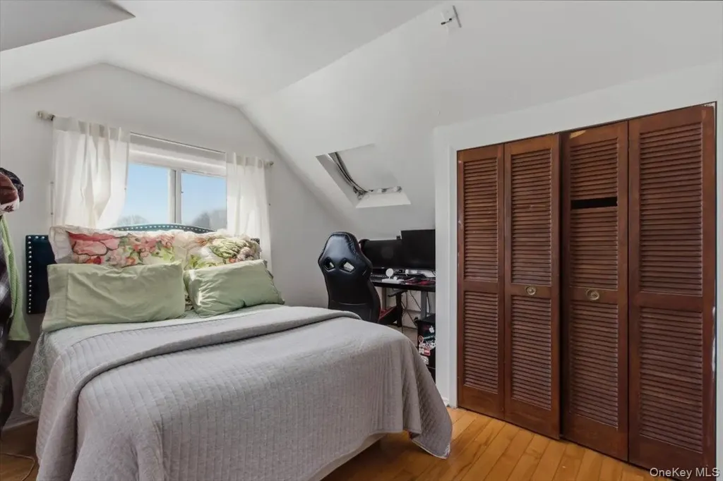 129 Gailmore Drive Yonkers NY 10710