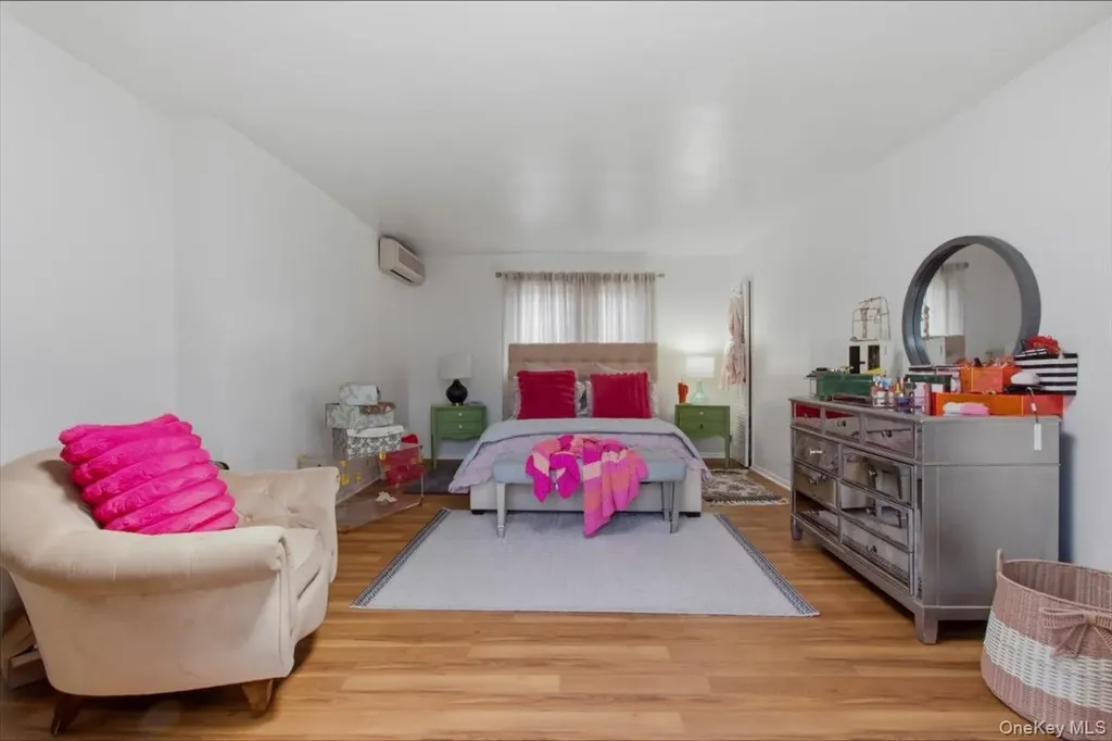 129 Gailmore Drive Yonkers NY 10710