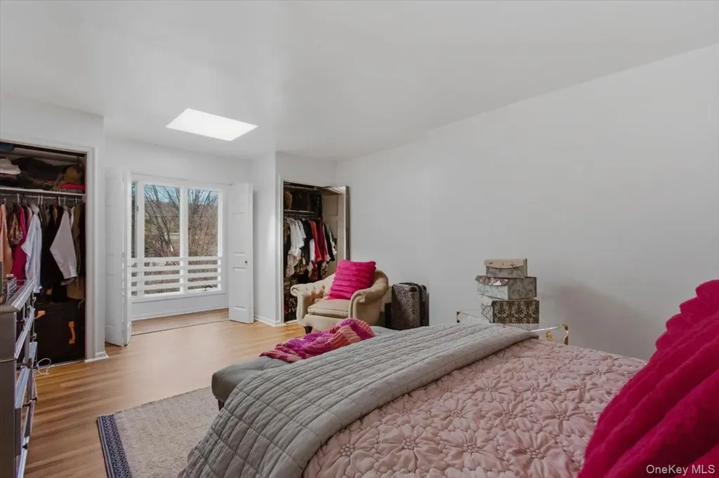 129 Gailmore Drive Yonkers NY 10710