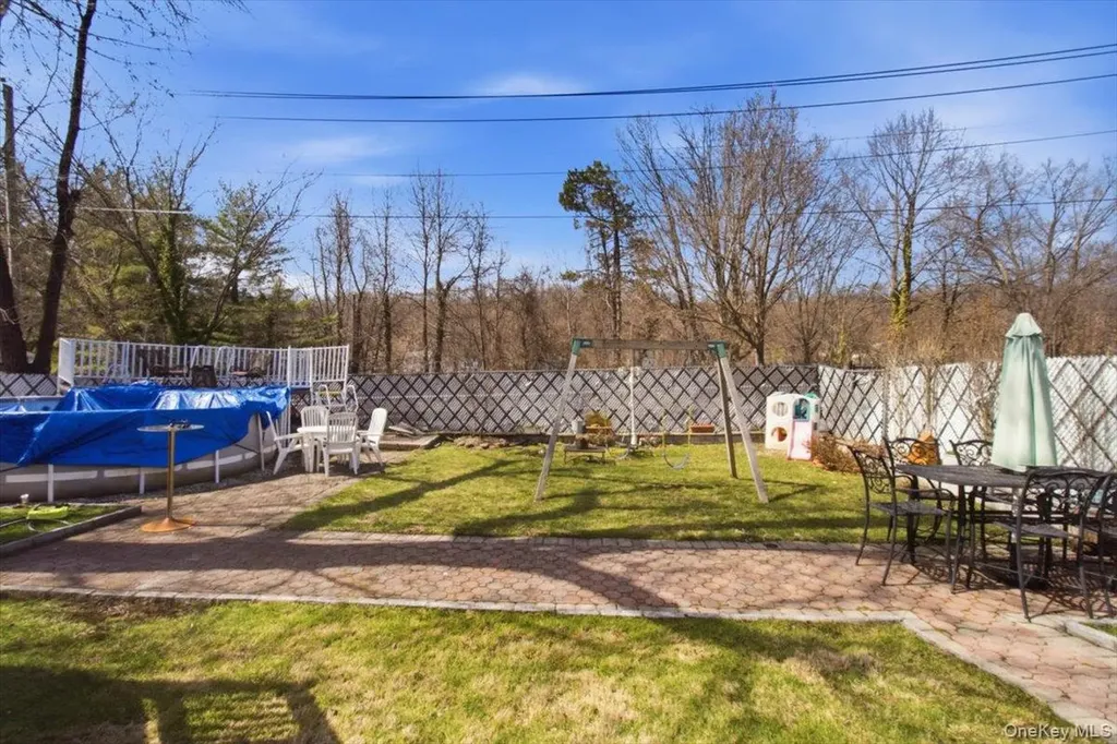 129 Gailmore Drive Yonkers NY 10710
