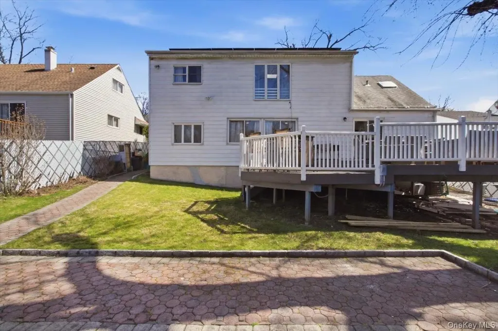 129 Gailmore Drive Yonkers NY 10710