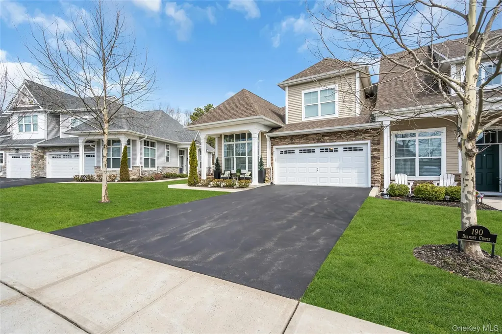 191 Belmont Circle Yaphank NY 11980