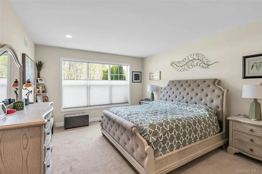 191 Belmont Circle Yaphank NY 11980