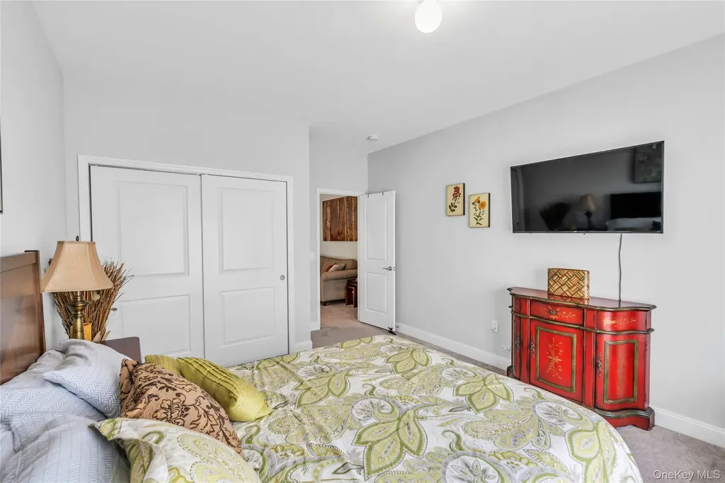 191 Belmont Circle Yaphank NY 11980