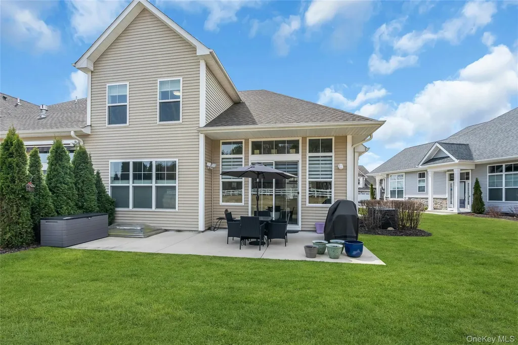 191 Belmont Circle Yaphank NY 11980