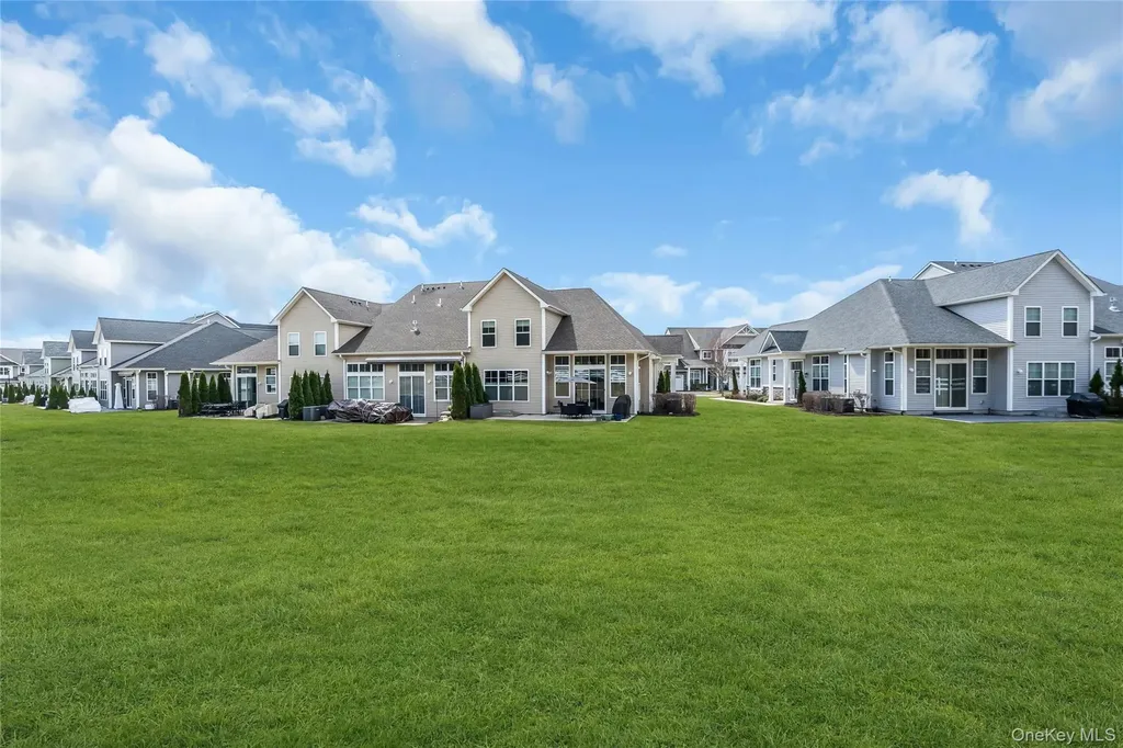 191 Belmont Circle Yaphank NY 11980