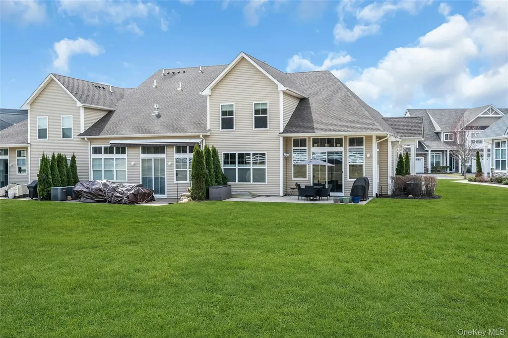 191 Belmont Circle Yaphank NY 11980