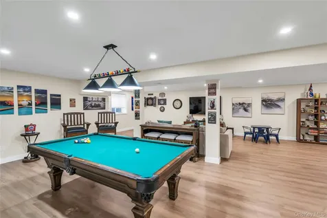 191 Belmont Circle Yaphank NY 11980
