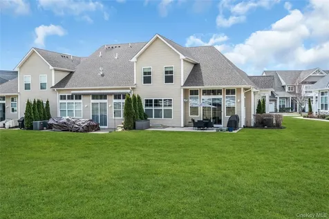 191 Belmont Circle Yaphank NY 11980