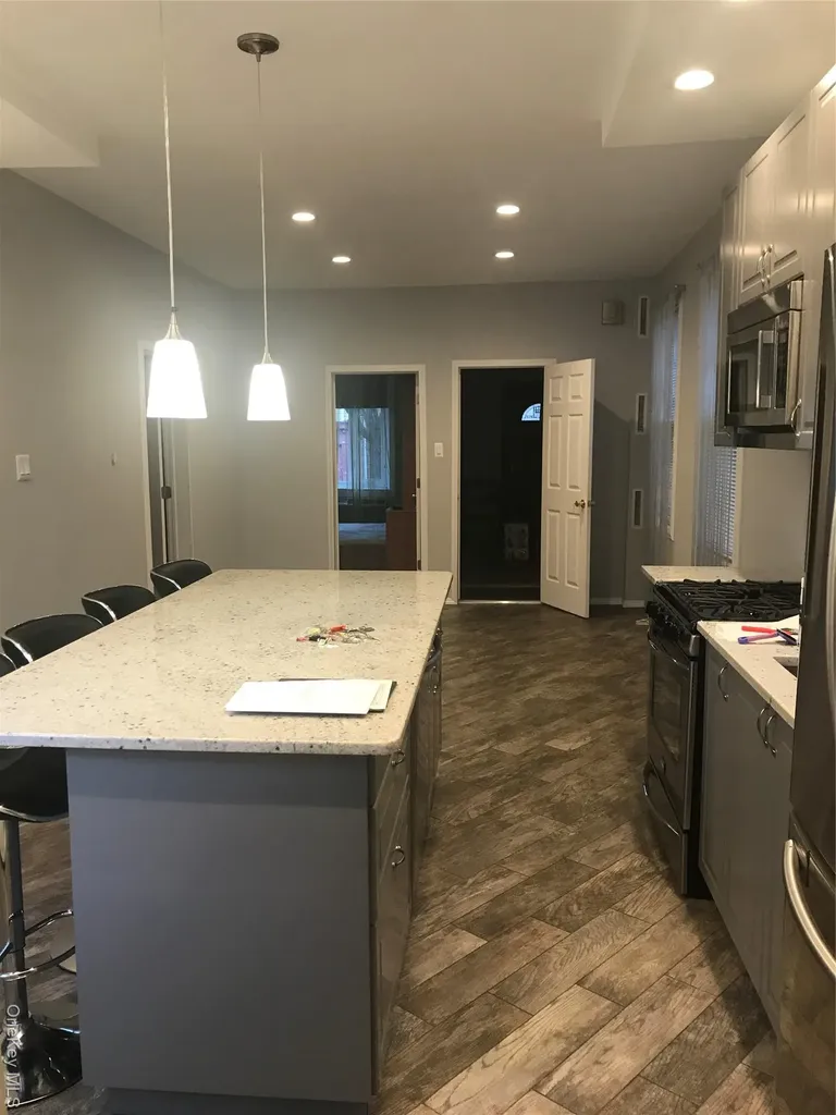 59-17 58th Avenue Maspeth NY 11378