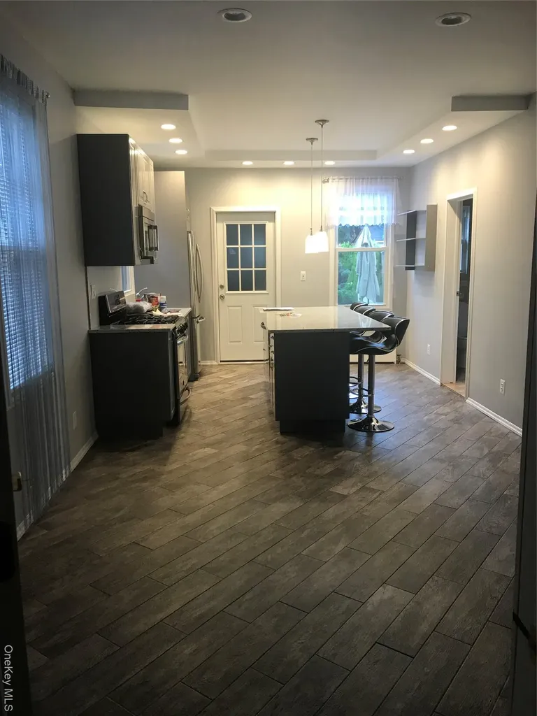 59-17 58th Avenue Maspeth NY 11378