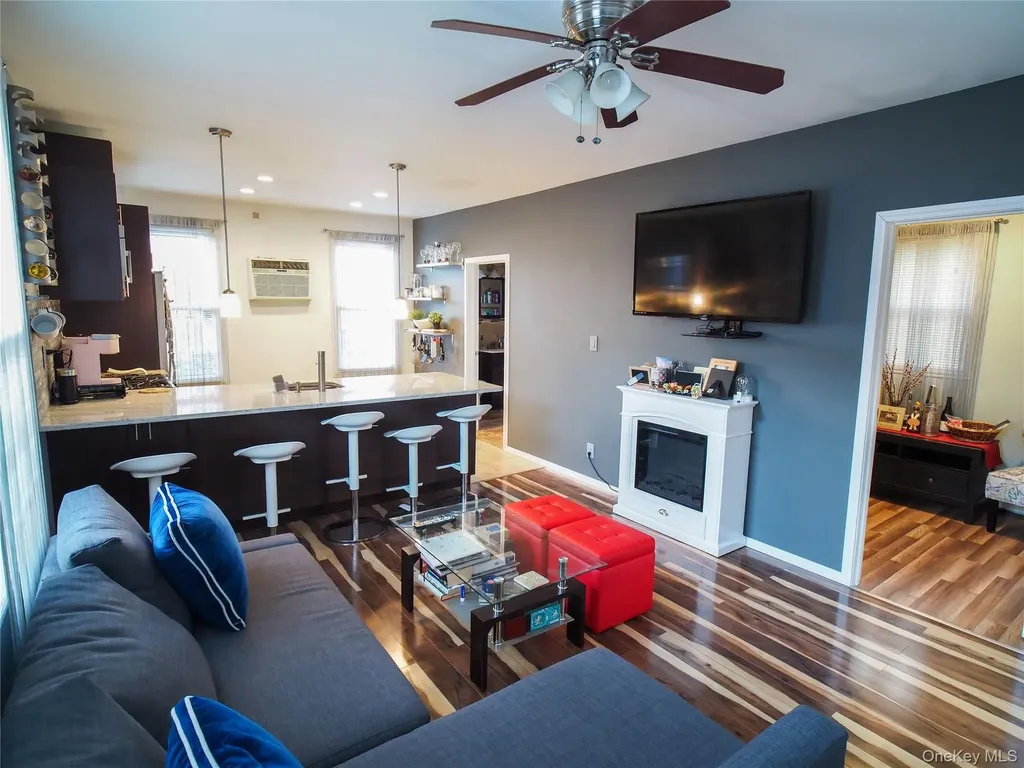 59-17 58th Avenue Maspeth NY 11378