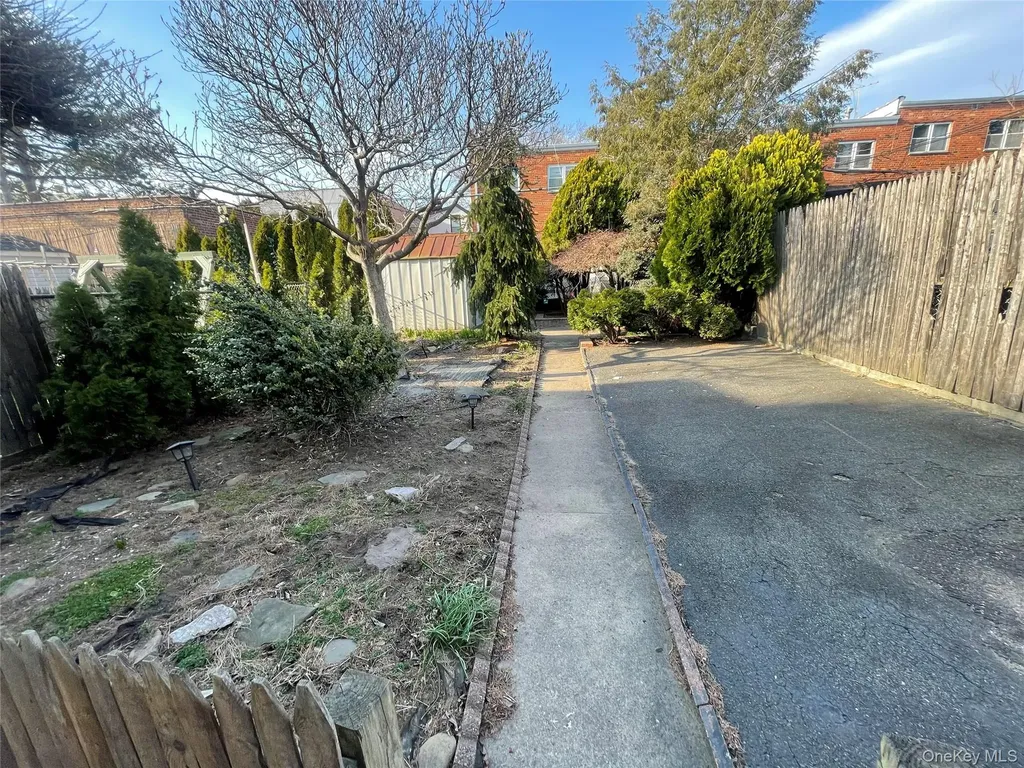59-17 58th Avenue Maspeth NY 11378