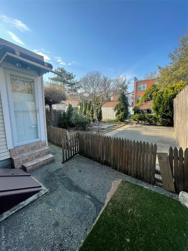 59-17 58th Avenue Maspeth NY 11378