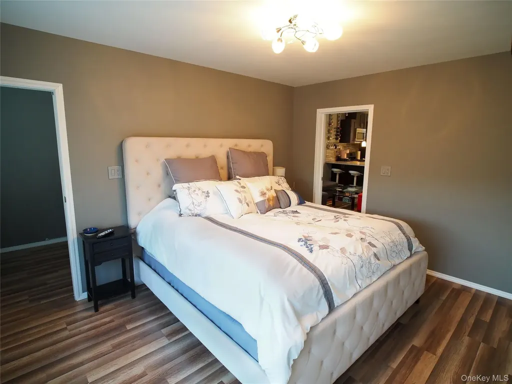 59-17 58th Avenue Maspeth NY 11378