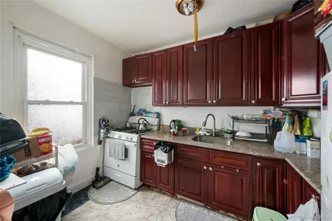 22022 Hempstead Avenue Queens Village NY 11429