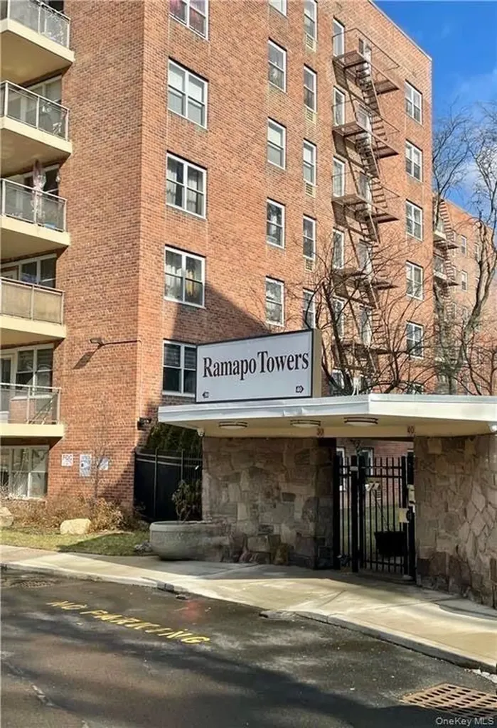 30 S Cole Avenue Spring Valley NY 10977
