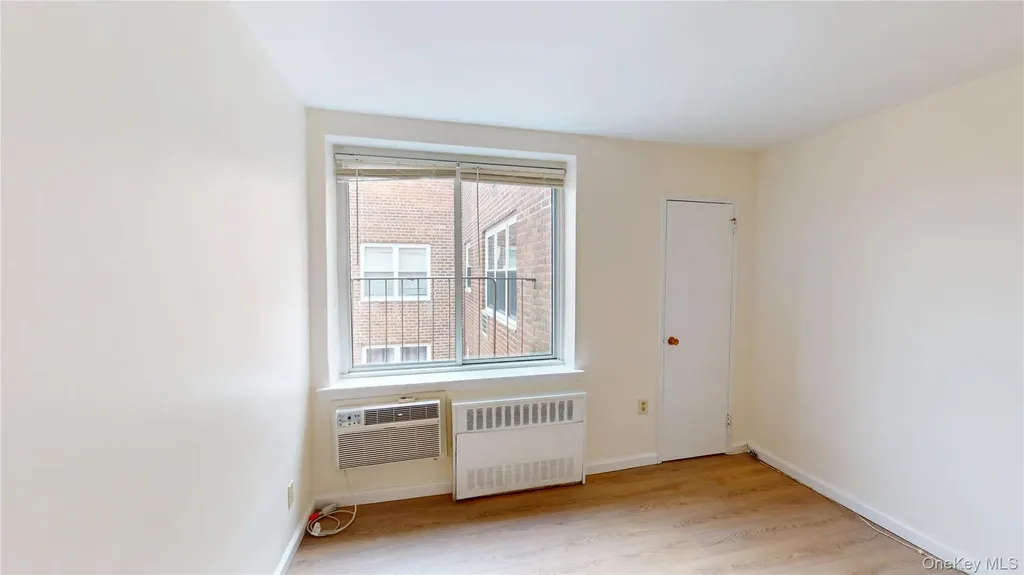 30 S Cole Avenue Spring Valley NY 10977