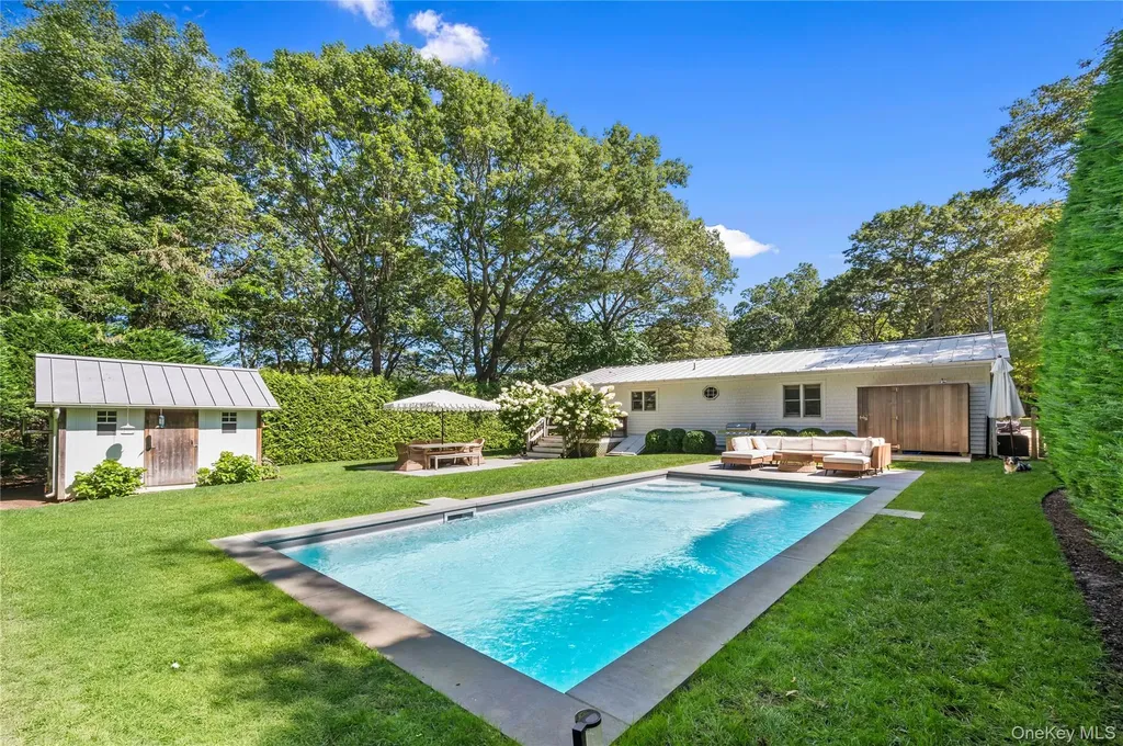 5 Oak Drive Sag Harbor NY 11963
