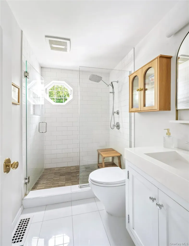 5 Oak Drive Sag Harbor NY 11963