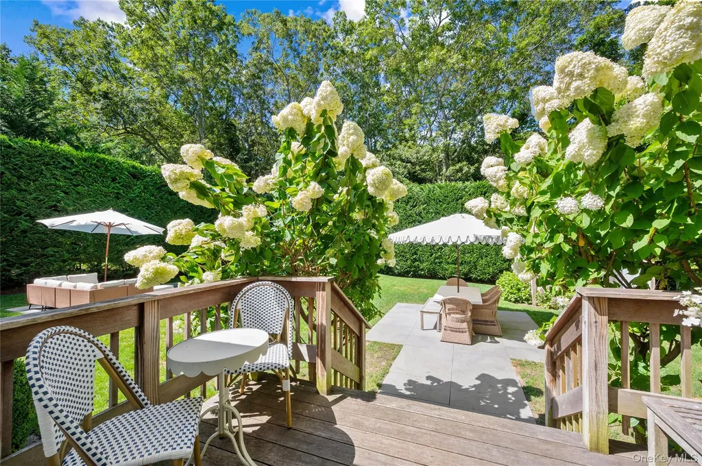 5 Oak Drive Sag Harbor NY 11963