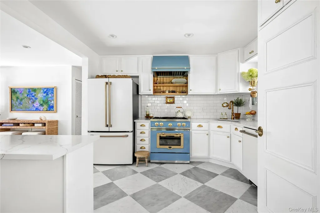 5 Oak Drive Sag Harbor NY 11963